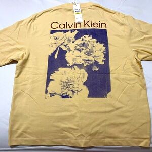 Calvin Klein Standards Blooms Graphic T Shirt - New - Medium - Yellow